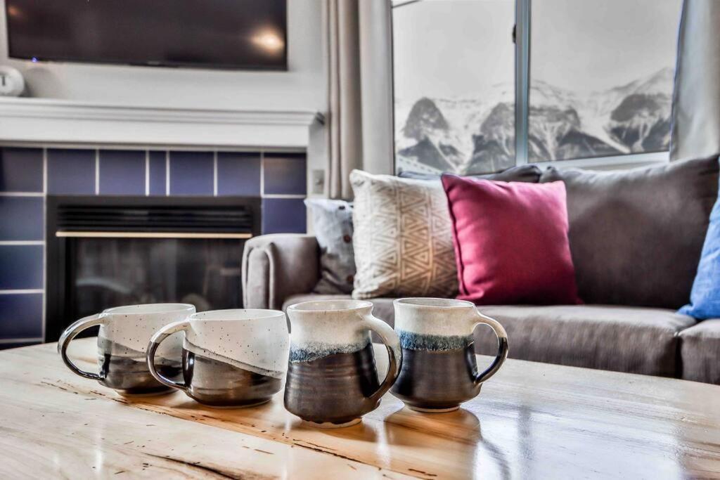 Apartmán Big Mountain Views - Bright 2-Story Corner Unit Canmore Exteriér fotografie