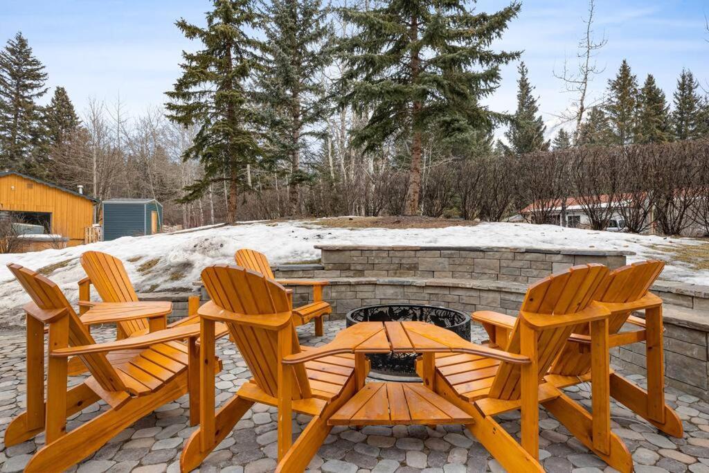 Apartmán Big Mountain Views - Bright 2-Story Corner Unit Canmore Exteriér fotografie